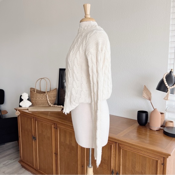 CREAM WOVEN DISTRESSED SEAMED SWEATER #0310 - Picture 5 of 6